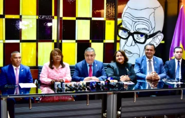 Bloque diputados del PLD exige publicación inmediata de todos los expedientes de funcionarios señalados por narcotráfico Bloque diputados del PLD exige publicación inmediata de todos los expedientes de funcionarios señalados por narcotráfico