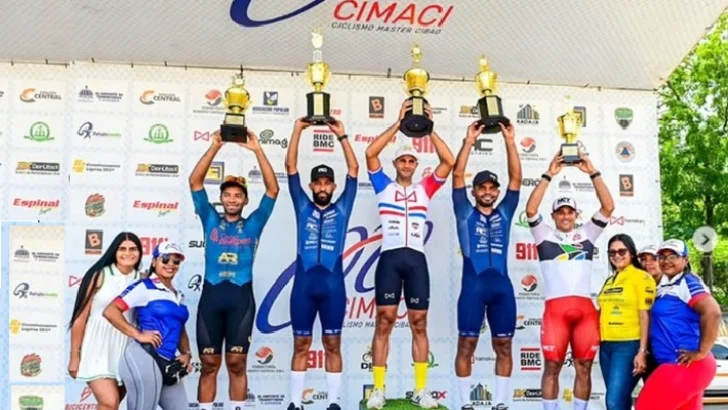 Sin ganar una carrera, Saúl se proclama campeón en hazaña única del Máster del Cibao
