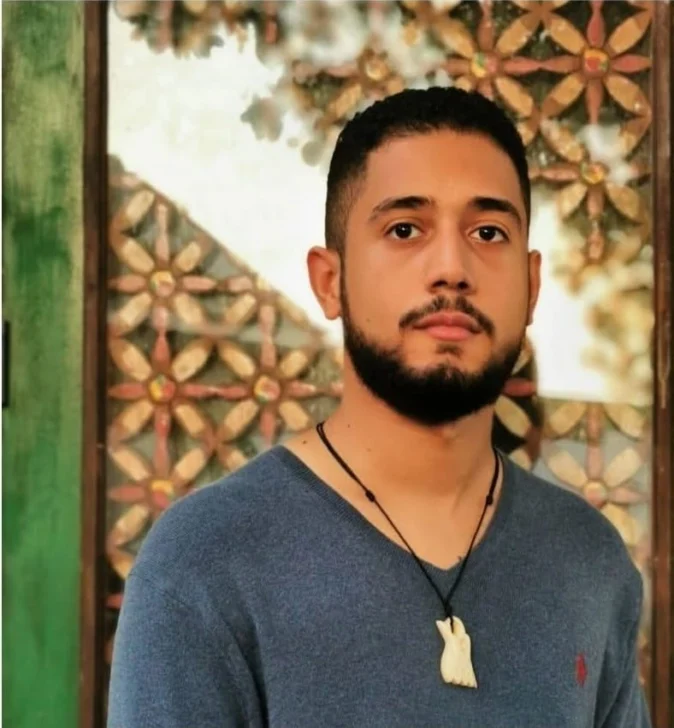  Christian Encarnación.