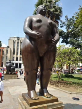  Obra de Botero, en Medellin.