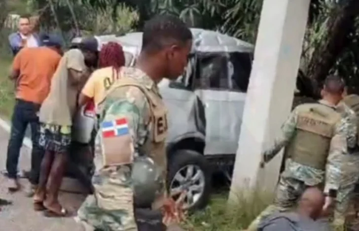 Siete haitianos indocumentados heridos tras accidente de vehículo en Dajabón