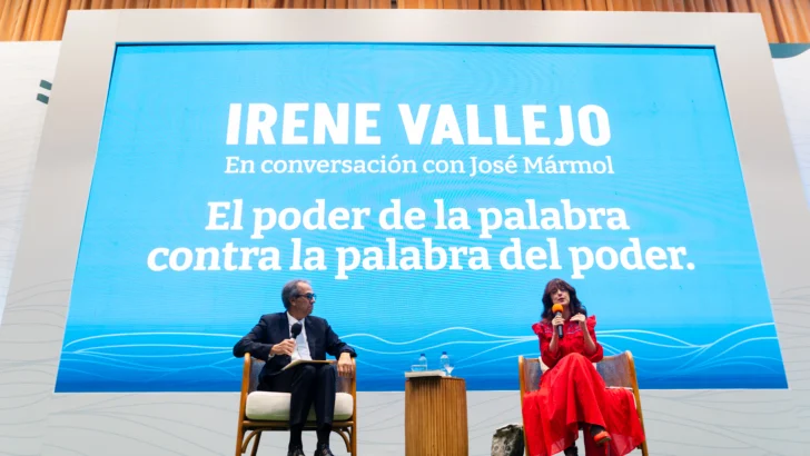 Irene Vallejo y José Mármol: crónica de un encuentro luminoso Irene Vallejo y José Mármol: crónica de un encuentro luminoso