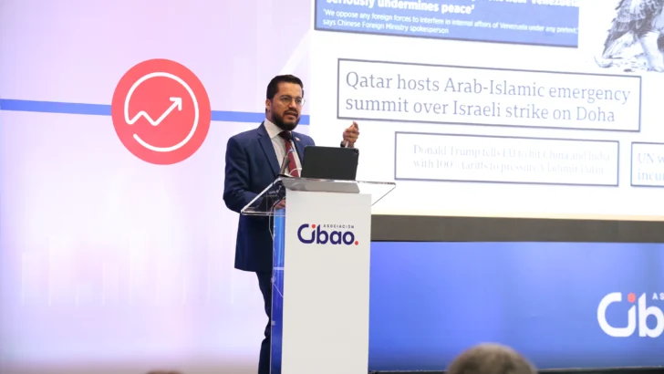 Destacan retos y oportunidades de la economía global y nacional ante un entorno cambiante