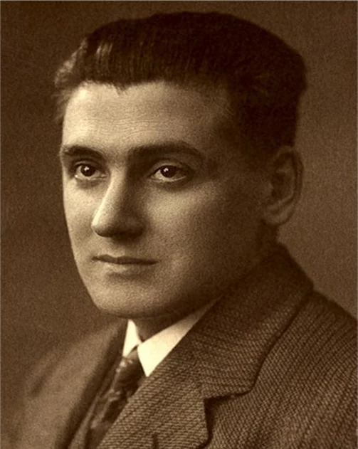 El-filologo-espanol-Amado-Alonso-fue-companero-de-aventura-linguistica-con-Pedro-Henriquez-Urena-ya-que-escribieron-juntos-Gramatica-Castellana-I-y-II