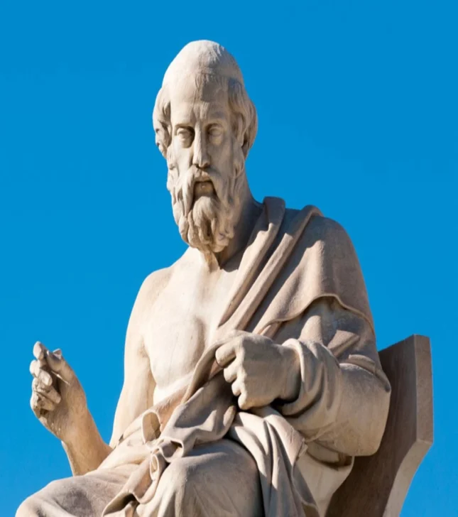 El-filosofo-griego-Platon-fue-el-mas-grande-discipulo-del-gran-Socrates-que-conocemos-a-traves-de-sus-Dialogos-645x728