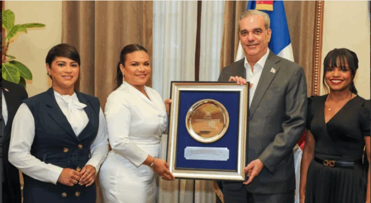 Abinader apoya creación Museo del Turismo Dominicano propuesto  por  ADOMPRETUR
