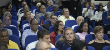  El publico asistente a actividades y conferencias a la Feria del Libro de Historia 2025.