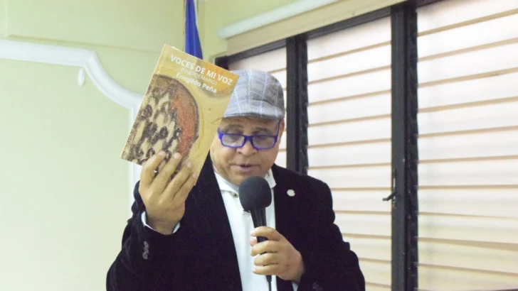 El escritor Enegildo Peña pondrá a circular este jueves sus dos obras más recientes El escritor Enegildo Peña pondrá a circular este jueves sus dos obras más recientes