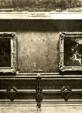  El espacio vacío después del robo de la Mona Lisa. (Archivos de la autora).