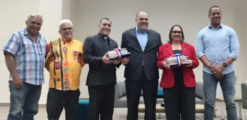 La novela 'Me mato por medio millón de seguidores' circula en UASD-Cotuí La novela 'Me mato por medio millón de seguidores' circula en UASD-Cotuí