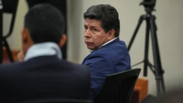El expresidente peruano Pedro Castillo es condenado a 11 años de cárcel por conspiración