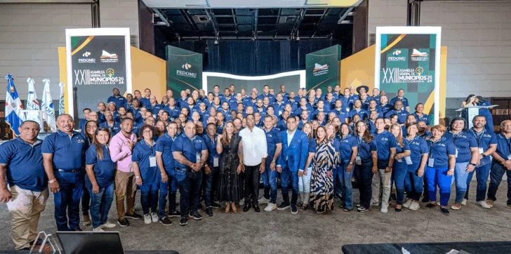 Fedomu y LMD reúnen a alcaldes para abordar desarrollo territorial 2025