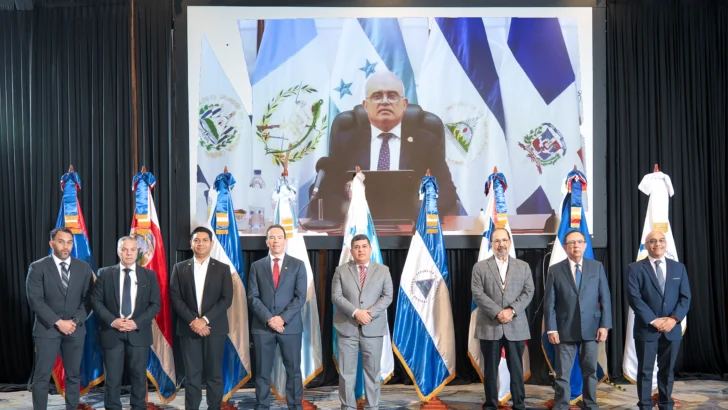 Economía dominicana cerrará 2025 con un crecimiento proyectado de 2.5 %, según Valdez Albizu