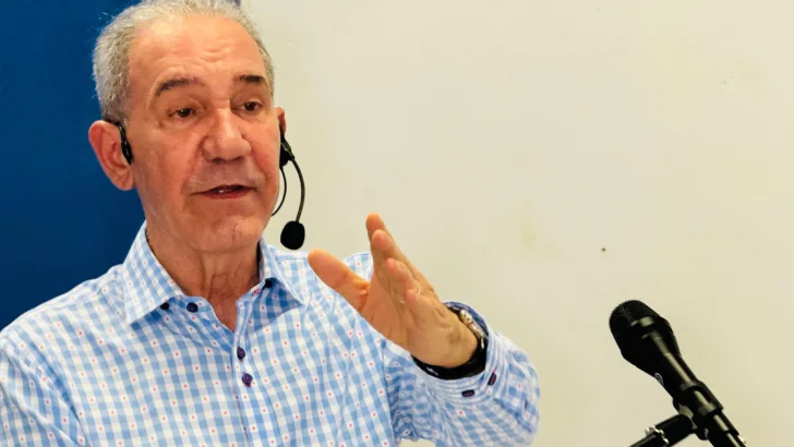 García Fermín acusa a Leonel Fernández y a Danilo Medina de desvirtuar la labor del gobierno ante efectos huracán Melissa