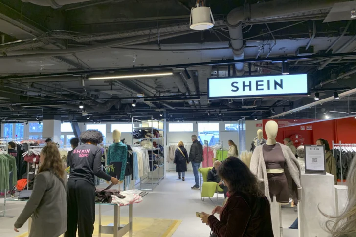 Gobierno francés ordena una inspección de 200.000 paquetes de Shein llegados hoy a Francia