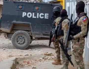 Fuerza Eliminadora de Pandillas destruye helicóptero propio y mata a varios pandilleros Fuerza Eliminadora de Pandillas destruye helicóptero propio y mata a varios pandilleros