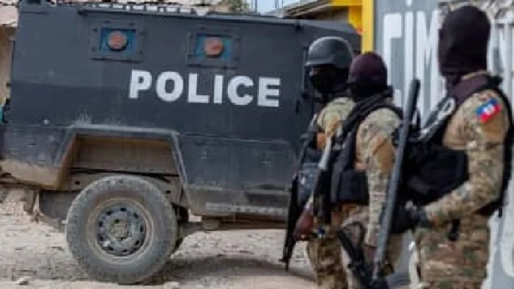 Fuerza de Eliminación de Pandillas destruye helicóptero propio y mata a varios pandilleros Fuerza de Eliminación de Pandillas destruye helicóptero propio y mata a varios pandilleros