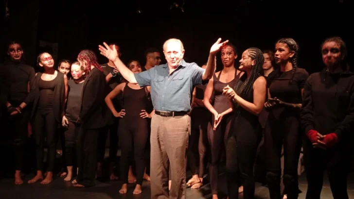 La patria que respira en la voz de sus jóvenes