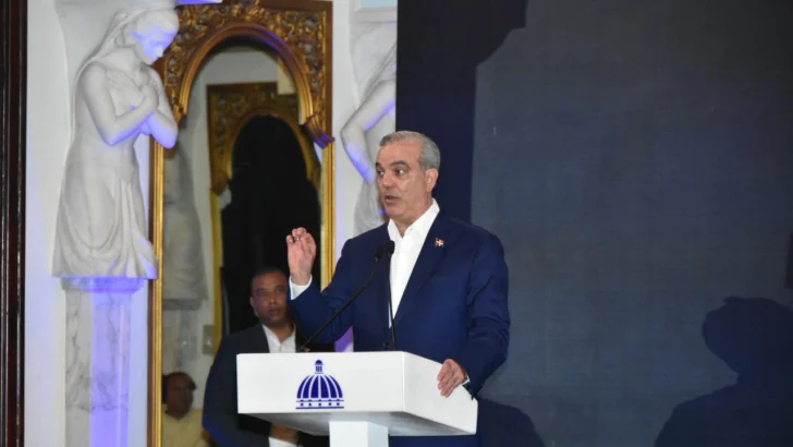 Abinader anuncia ayuda a Jamaica, Haití y Cuba y va por dominicanos afectados por huracán Abinader anuncia ayuda a Jamaica, Haití y Cuba y va por dominicanos afectados por huracán