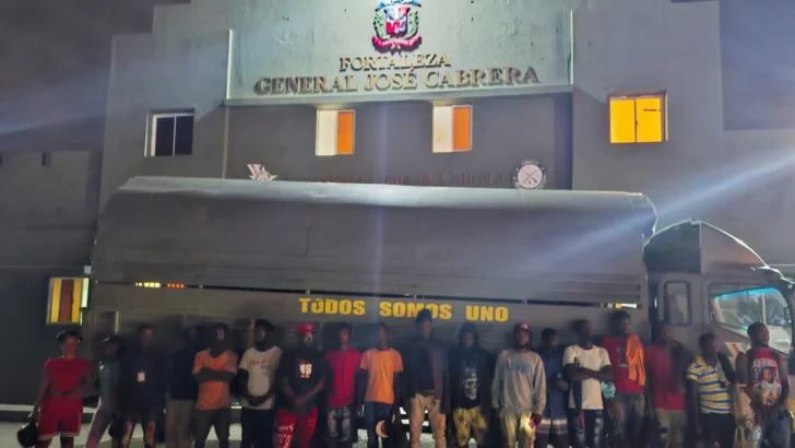 Ejército intercepta a 36 haitianos indocumentados en Dajabón y San Juan de la Maguana 