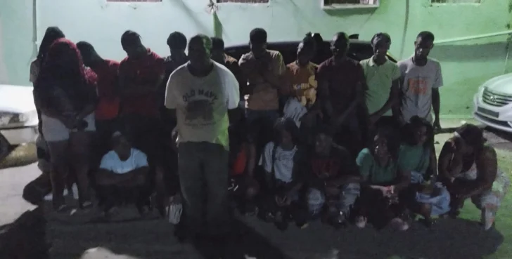  Haitianos indocumentados.