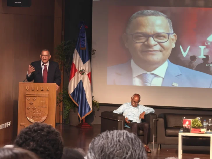 Fausto Rosario Adames presenta libro “La izquierda vista por sí misma”