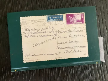  Reverso de la tarjeta postal manuscrita de Juan Bosch dirigida a Víctor Grimaldi Céspedes, Diario La Noticia, Santo Domingo, 24 de enero de 1975. (Archivos del autor).