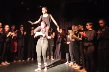 La patria que respira en la voz de sus jóvenes