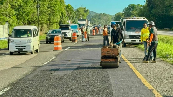 MOPC desarrolla amplio plan de bacheo en calles del Gran Santo Domingo