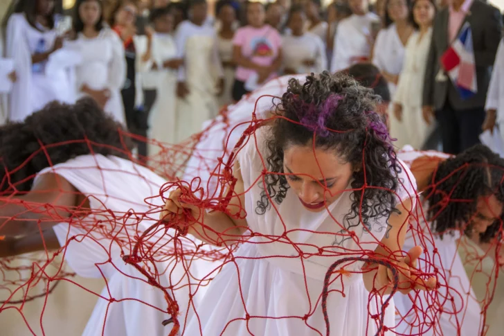 'No queremos flores, queremos derechos': realizan marcha de las Novias en honor a las hermanas Mirabal y víctimas de feminicidio