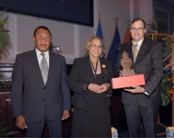 Presidente del Banco BHD, Steven Puig, recibe premio de Cámara de Comercio Domínico Americana en Nueva York