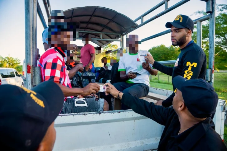 Migración detiene el miércoles y jueves de esta semana 2,390 extranjeros indocumentados y deporta a 1,975