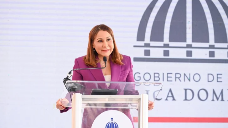 Ministerio de la Mujer realiza jornadas de prevención de violencia y embarazo en adolescentes Ministerio de la Mujer realiza jornadas de prevención de violencia y embarazo en adolescentes
