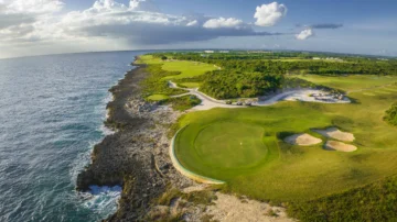PGA Ocean&#8217;s 4 en Playa Nueva Romana se alza con el premio al 'Mejor Campo de Golf de RD