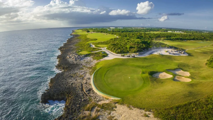 PGA Ocean&#8217;s 4 en Playa Nueva Romana se alza con el premio al 'Mejor Campo de Golf de RD