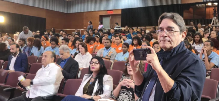 XII Congreso Internacional de Artes Visuales: Arte, Tecnología e Innovación en la República Dominicana XII Congreso Internacional de Artes Visuales: Arte, Tecnología e Innovación en la República Dominicana