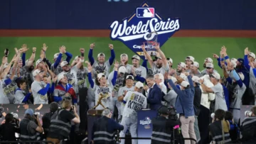 Los Dodgers revalidan su título de la Serie Mundial tras una remontada de infarto Los Dodgers revalidan su título de la Serie Mundial tras una remontada de infarto
