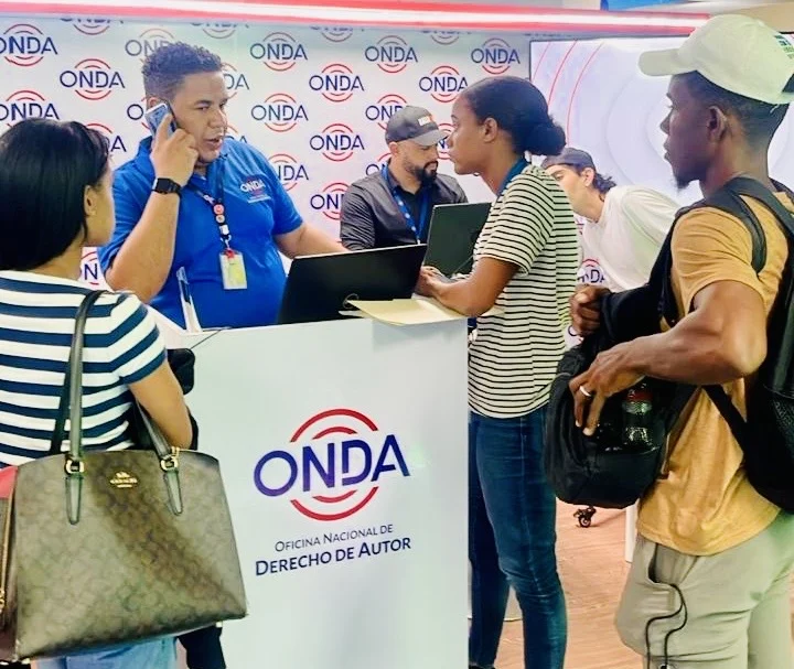 La ONDA registra obras a los autores de manera gratuita en Mercadexpo UNIBE