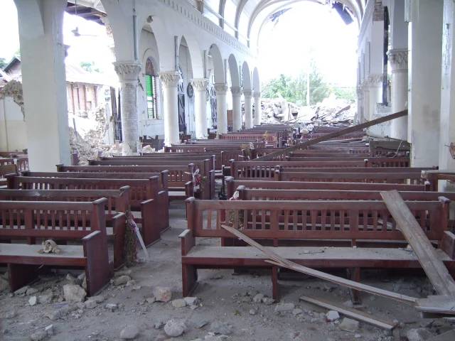 “Bombardeo” del Sagrado Corazón…