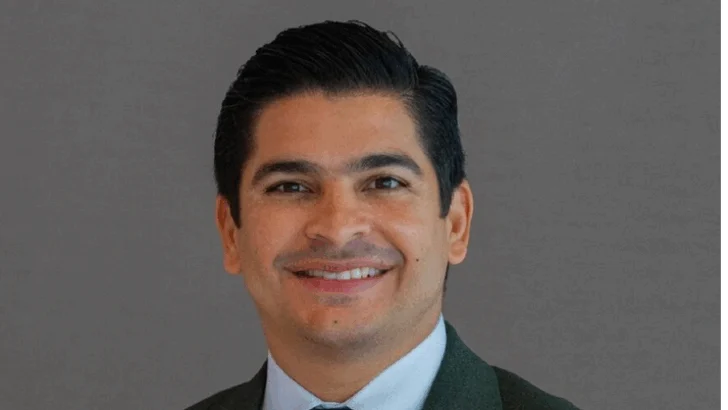 Abinader destituye a Rafael Santos Pérez de la Opret y designa en su lugar a Jhael Isa Tavárez Abinader destituye a Rafael Santos Pérez de la Opret y designa en su lugar a Jhael Isa Tavárez