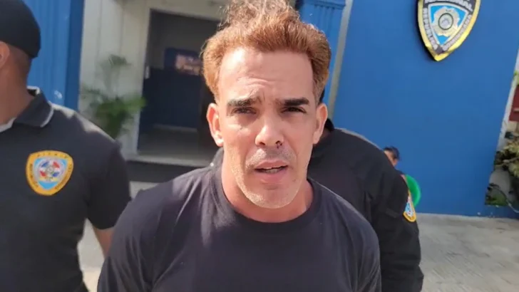 Se entrega a la Policía hombre que habría matado a su suegra e hirió a su pareja