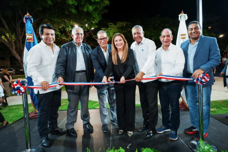 ISM inaugura circuito de gimnasios al aire libre en Santo Domingo
