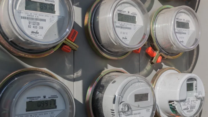 Tres meses de prisión preventiva por robo de medidores de Edesur