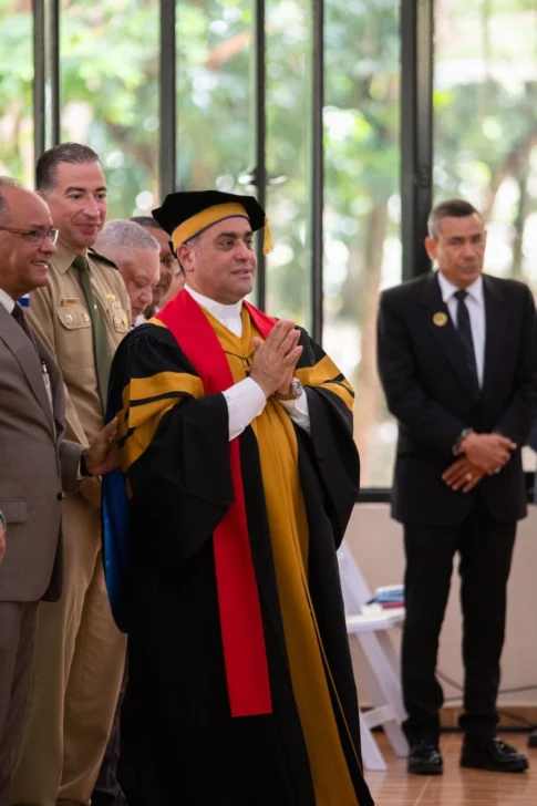 UCNE-juramenta-nuevas-autoridades-1-485x728 UCNE-juramenta-nuevas-autoridades-1-485x728