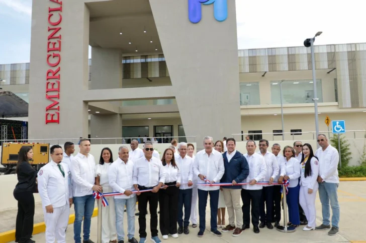 Presidente Abinader inaugura Hospital Regional Universitario Dr. Ángel María Gatón, que servirá a San Francisco de Macorís y la región Nordeste