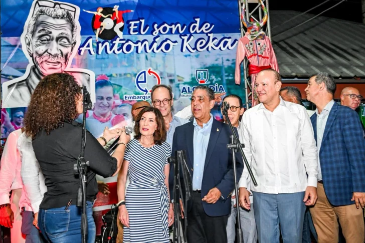 Gobernadora de Nueva York cumple agenda de actividades en Santiago