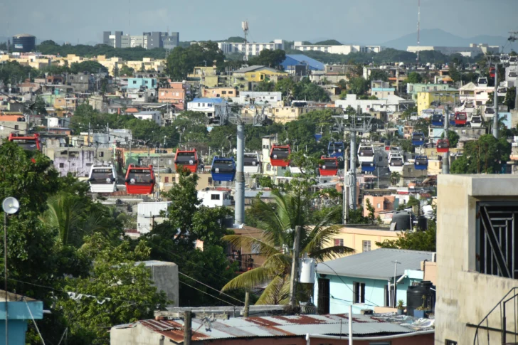Metro y teleférico serán gratuitos y con horario extendido por apagón general