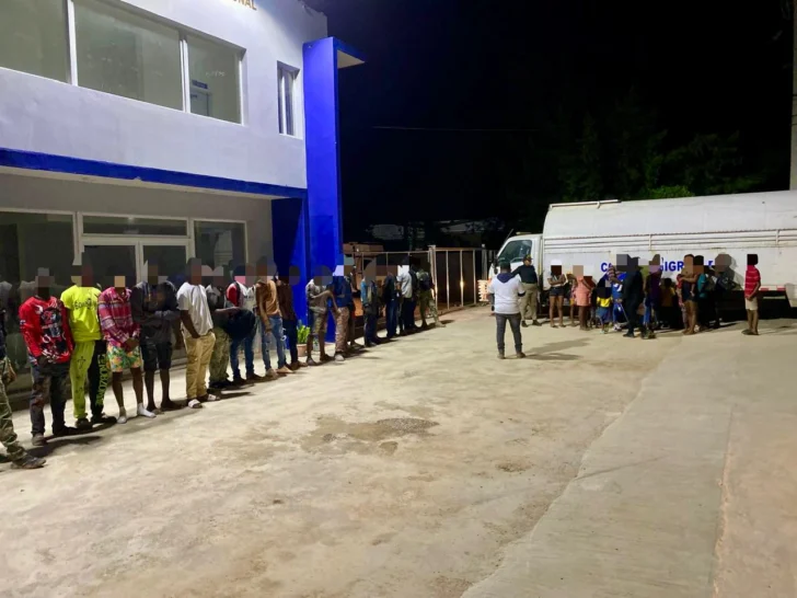 Detienen en operativos a 1,203 haitianos y deportan a otros 1,050