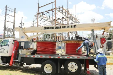 Edeeste inicia rehabilitación de redes para mejorar la calidad del servicio en Capotillo Edeeste inicia rehabilitación de redes para mejorar la calidad del servicio en Capotillo