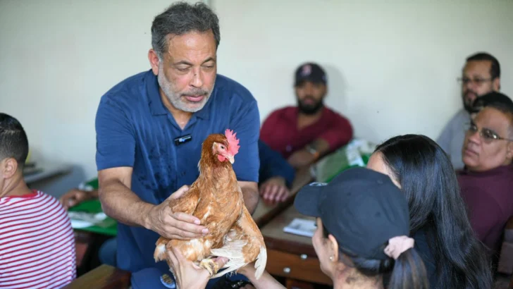 Sanut destaca pilares esenciales para el éxito avícola Sanut destaca pilares esenciales para el éxito avícola